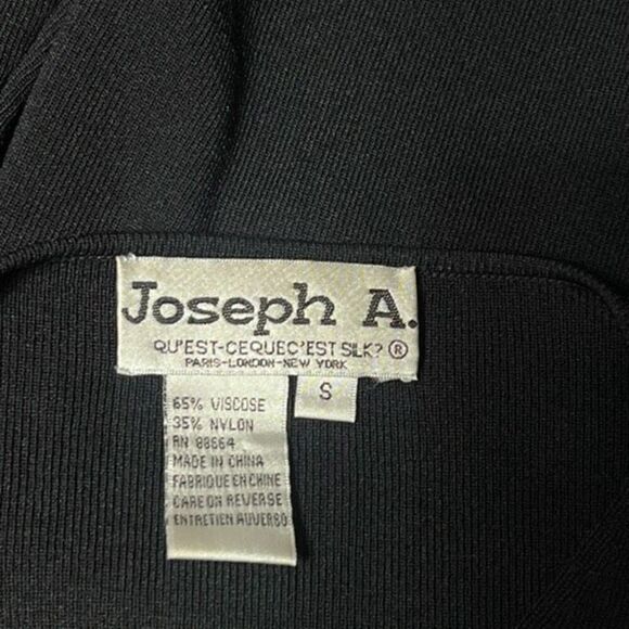 Joseph A Sexy Floral Embroidered Sweater Size Small - Picture 4 of 4